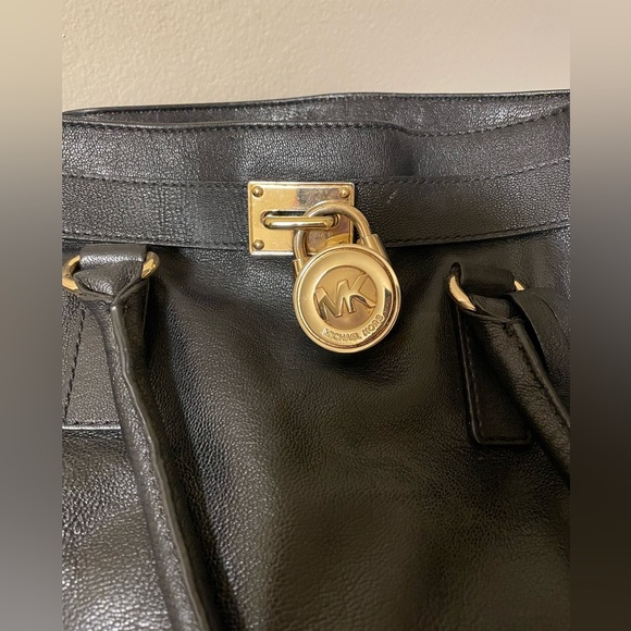 Michael Kors black Hamilton bag - Picture 6 of 6